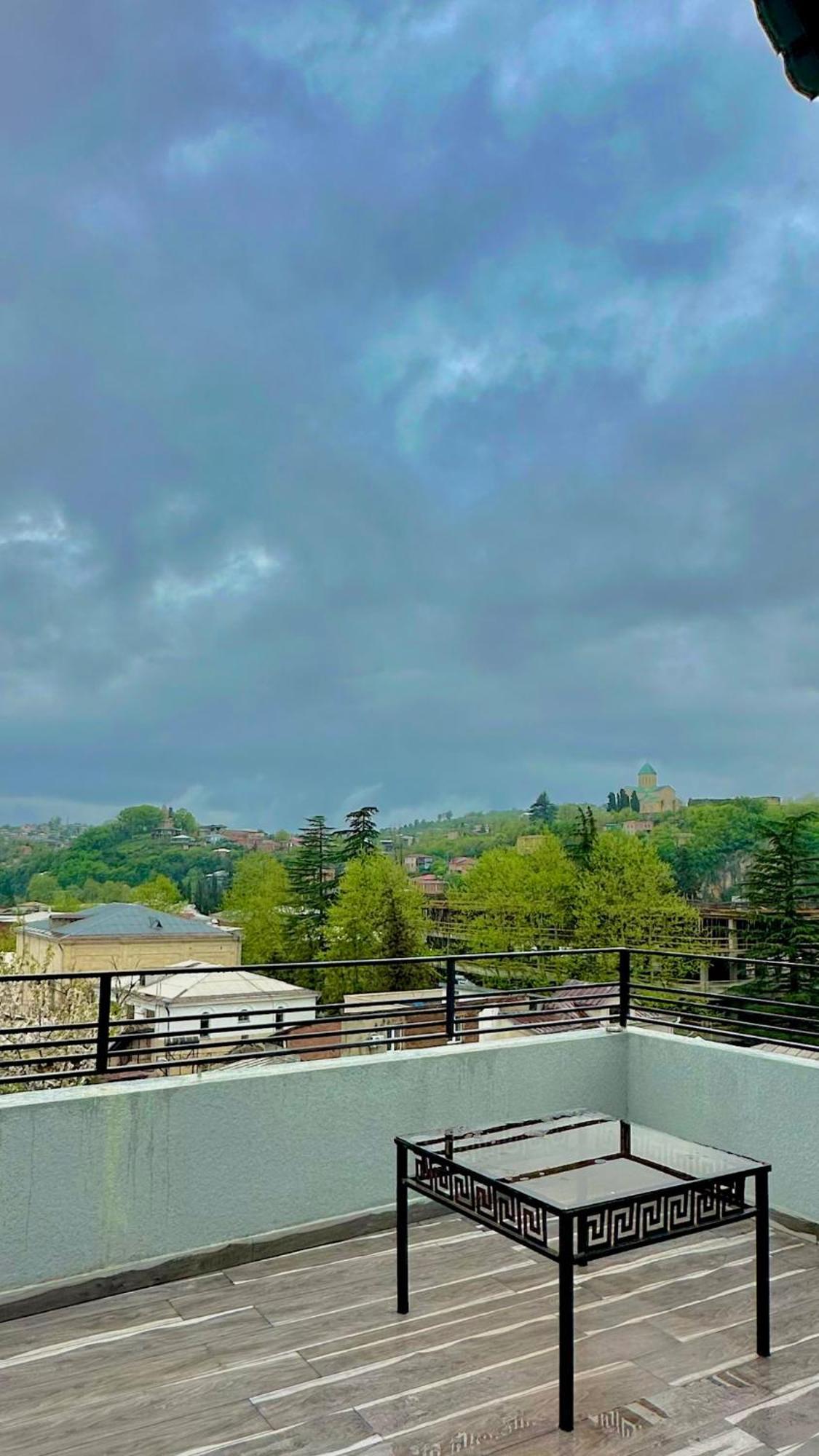 Hotel Balcony Kutaisi Dış mekan fotoğraf